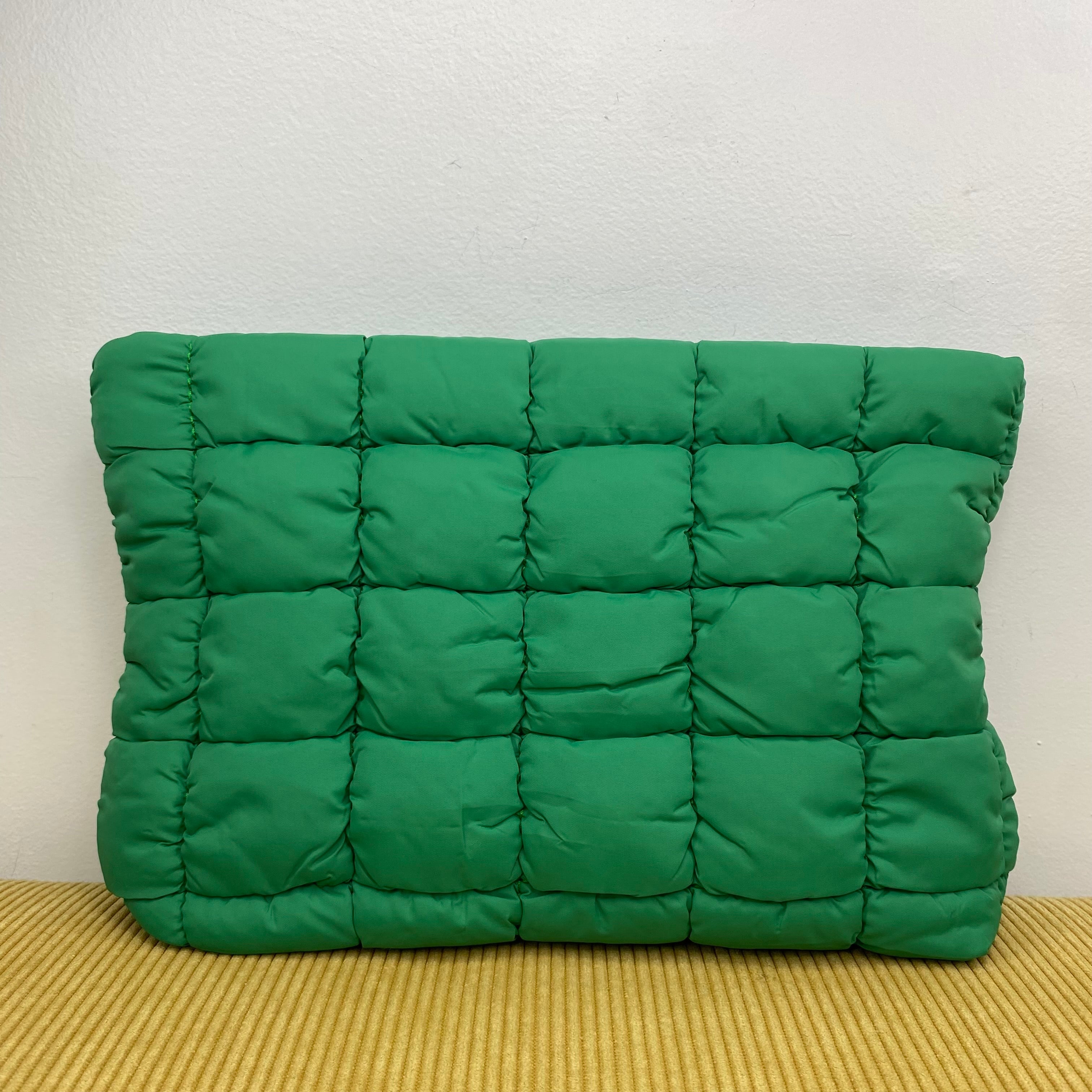 Puffer Pouch
